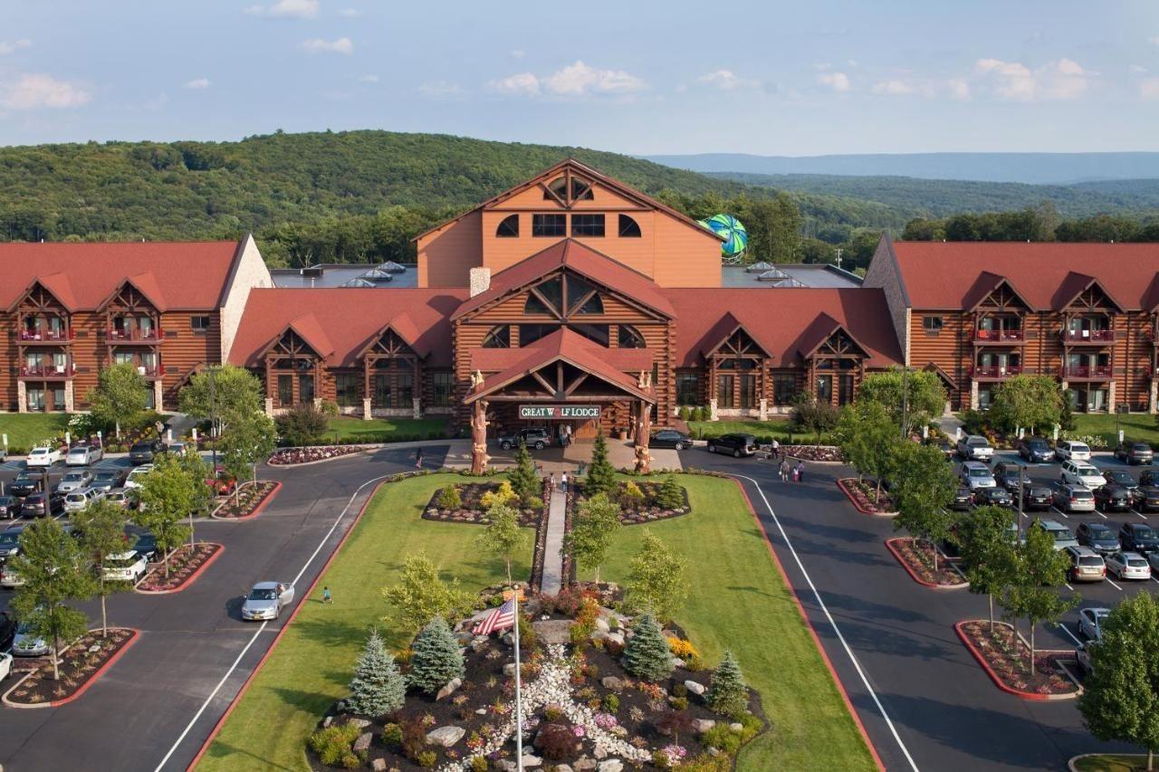 Great Wolf Lodge Scotrun Exterior photo